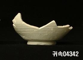 朝鮮 純白磁 鉢 底部片 이미지