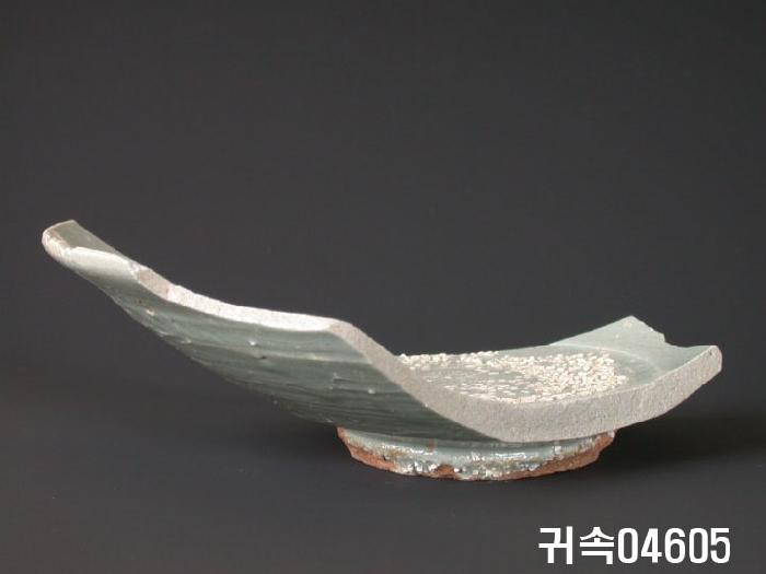 朝鮮 純白磁 楪匙 片 이미지