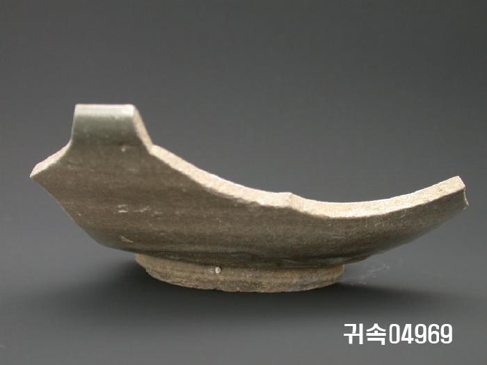 朝鮮 純白磁 楪匙 片 이미지