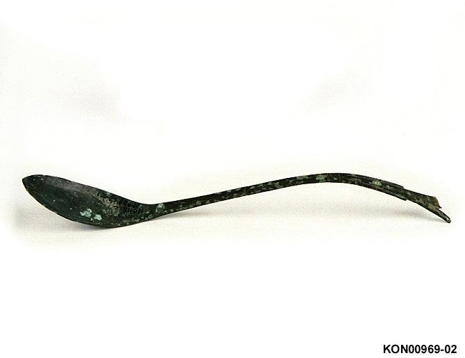 청동 숟가락