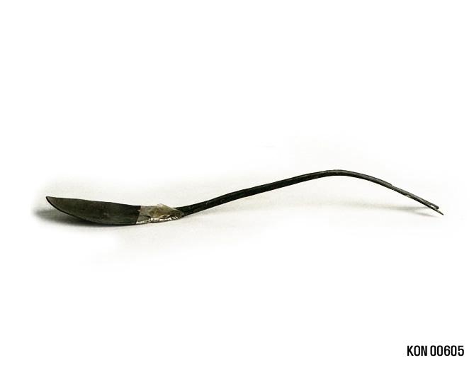 청동 숟가락